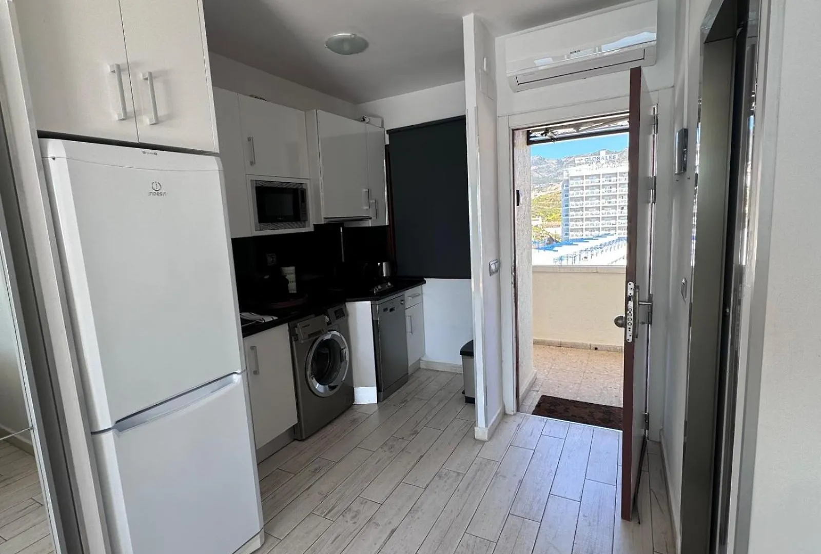 Aloha Playa Studio Sea Views Benalmadena 0*,  Spain
