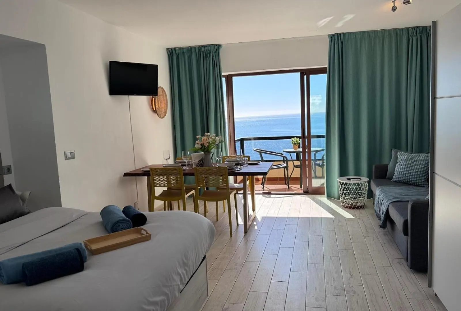 Apartment Aloha Playa Studio Sea Views Benalmadena Spain